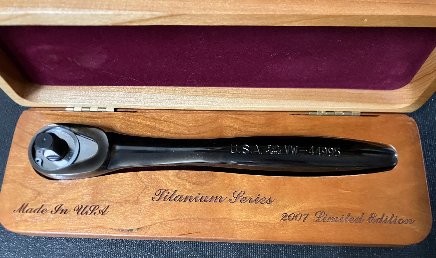 Vintage Craftsman GRAPHITE Thin Profile 3/8” Ratchet 44995 USA 80TH 2007 New!