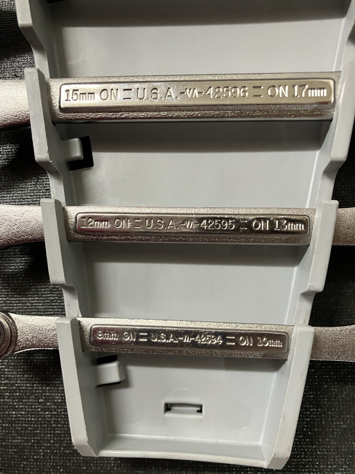 Craftsman USA 42447 Metric 8-19mm Double Box End Ratcheting Wrench Set Like New!