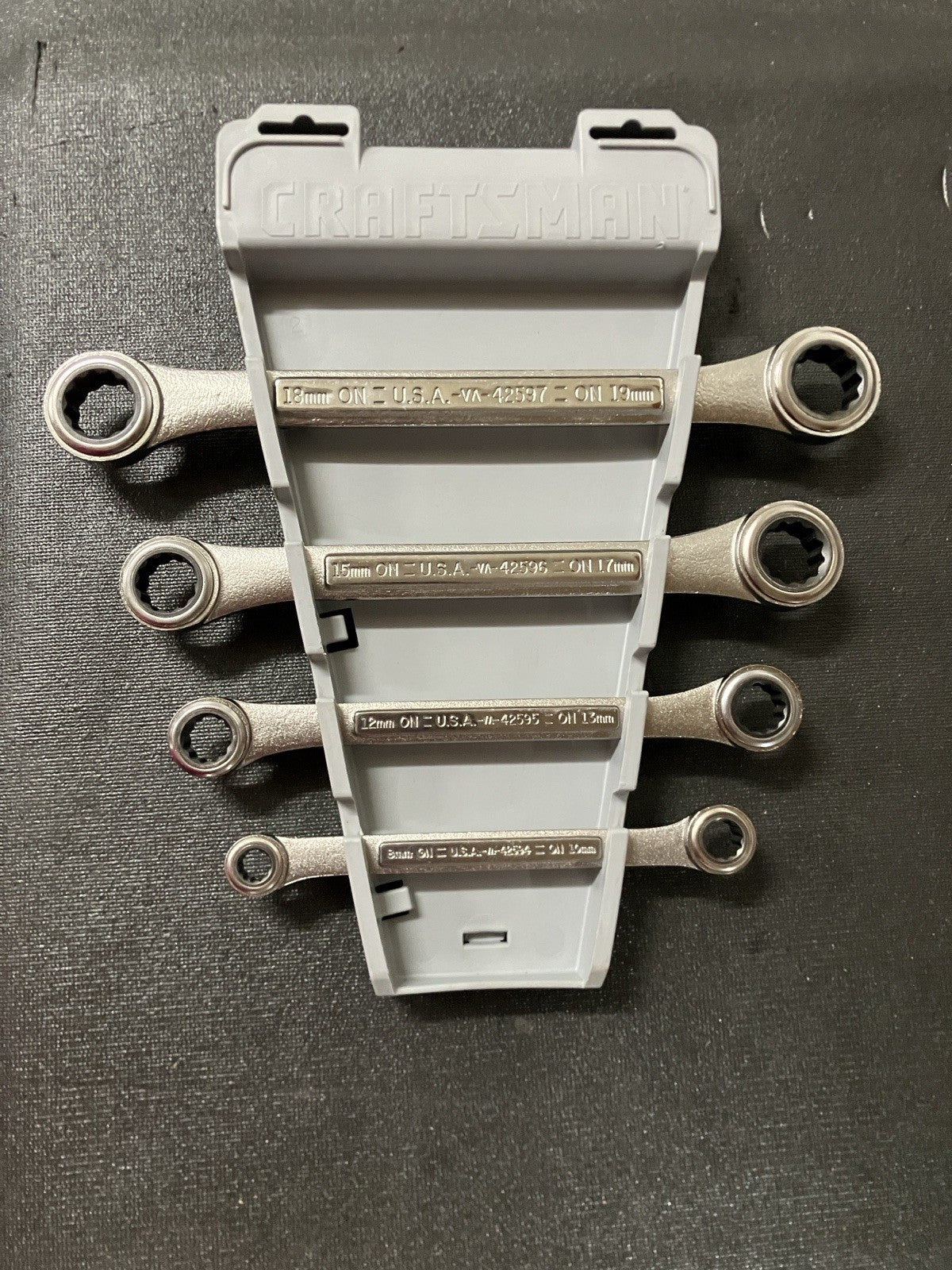 Craftsman USA 42447 Metric 8-19mm Double Box End Ratcheting Wrench Set Like New!