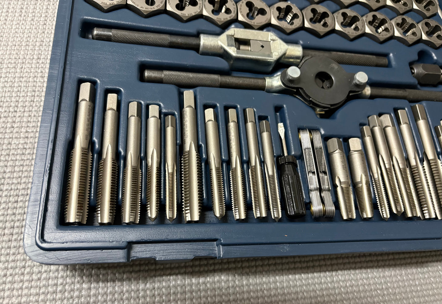 NOS Sears Craftsman 50 Piece Tap & Die Set Combination Standard/Metric 52381 USA