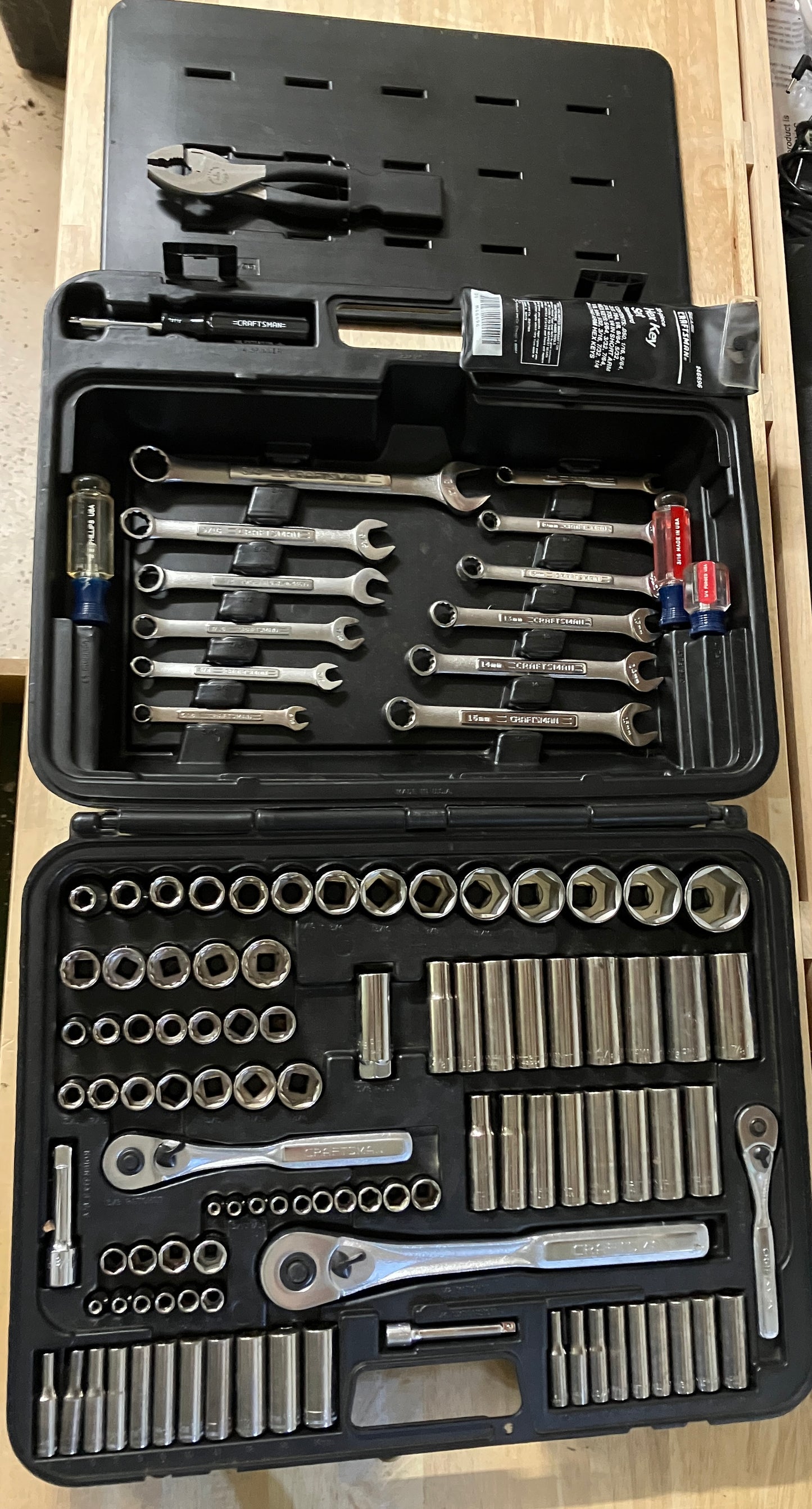Vintage Craftsman 124pc Mechanics Set 33624 USA