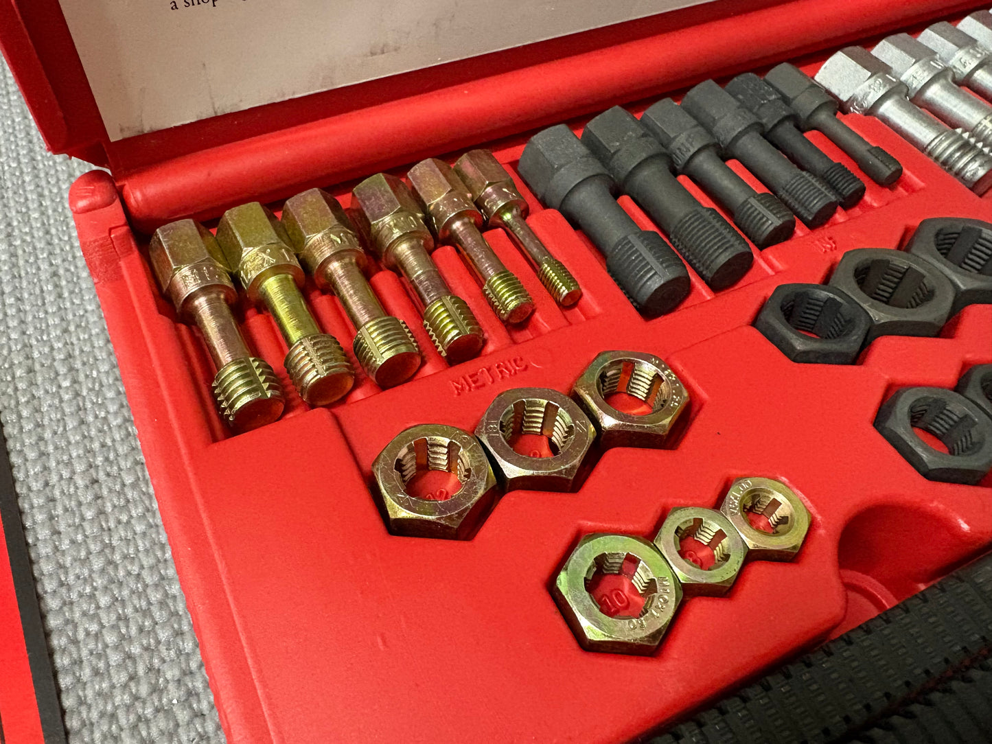 NOS Sears Craftsman USA SAE & Metric Master Thread Restorer Kit 40pc 52105