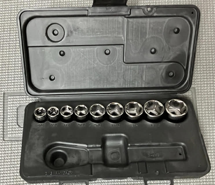 NOS 34553 Craftsman USA 3/8” Drive (NO RATCHET) 9 pc Socket Set W/Case, SAE