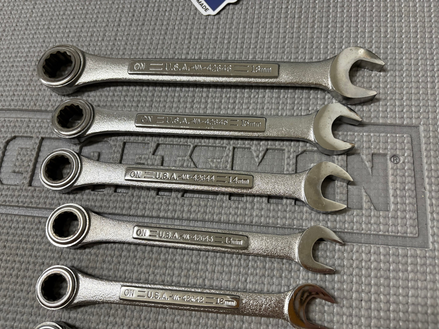 Sears Craftsman USA 8pc Metric Combination Ratcheting Wrench Set 42445 8-18 MM