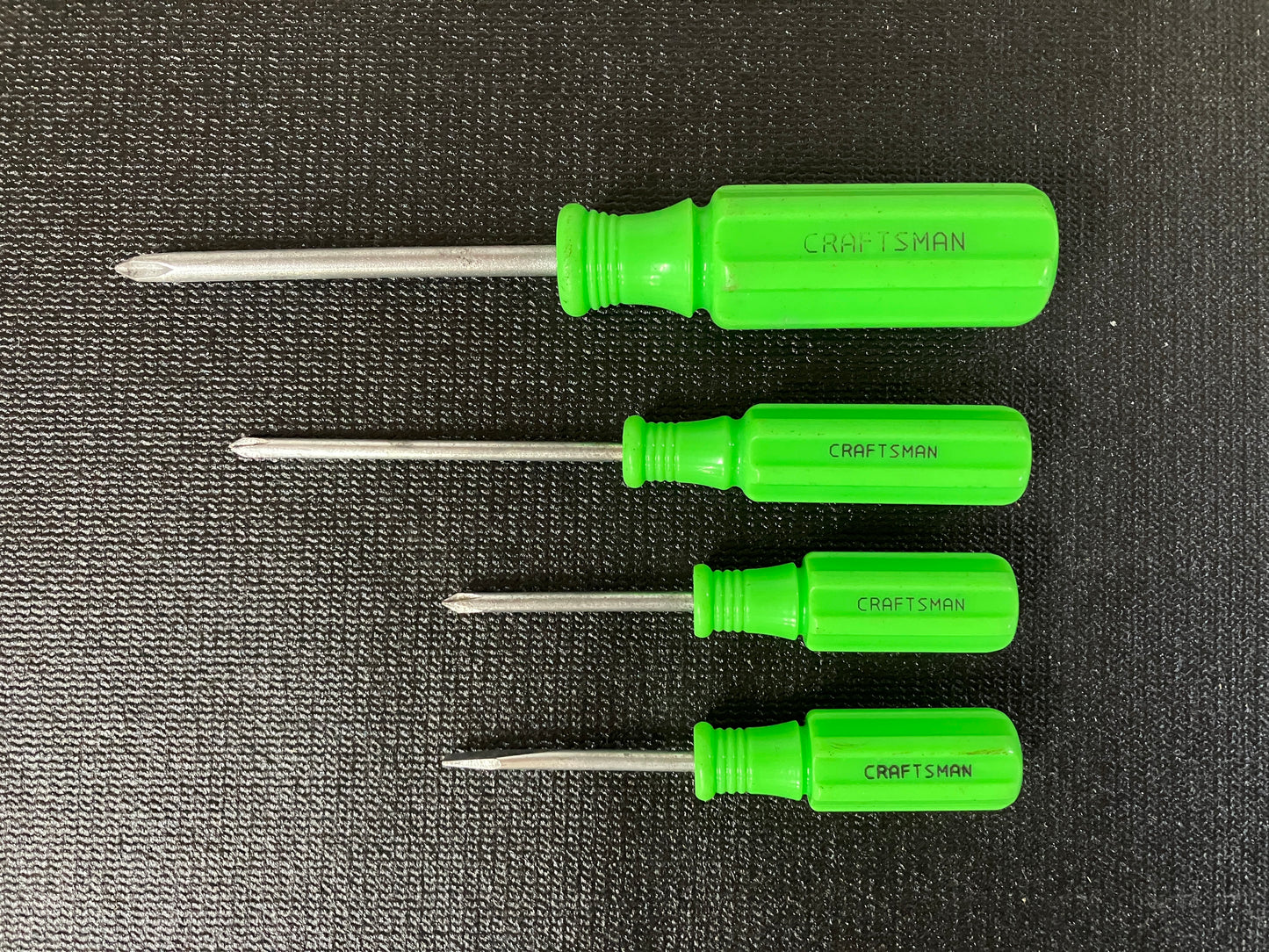 Vintage Craftsman Neon Green Hi Viz High Visibility 4 Screwdrivers 47151 USA