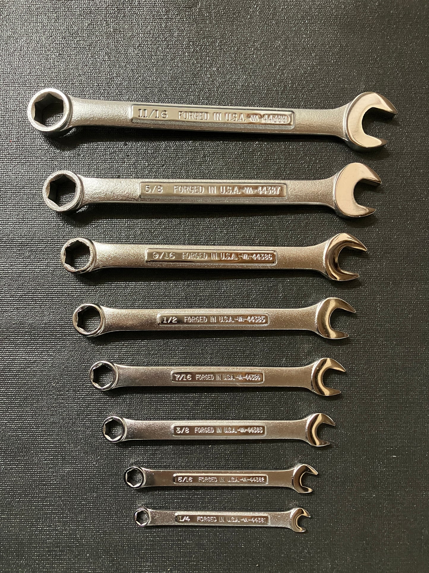 NOS Vintage Craftsman 8pc 6pt SAE 1/4” - 11/16” Combination Wrench Set 46988 USA